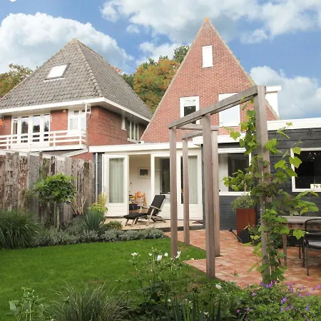 Luxury Holiday Home In Heiloo With Terrace And Garden Ferienhaus Heiloo