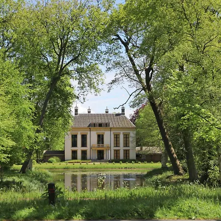 Luxury Holiday Home In Heiloo With Terrace And Garden Ferienhaus *